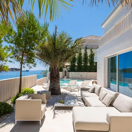 Villa Seafront Selca 4 Bedrooms Brac Pristine Private Infinity Pool And Stunning Sea Views Brac *