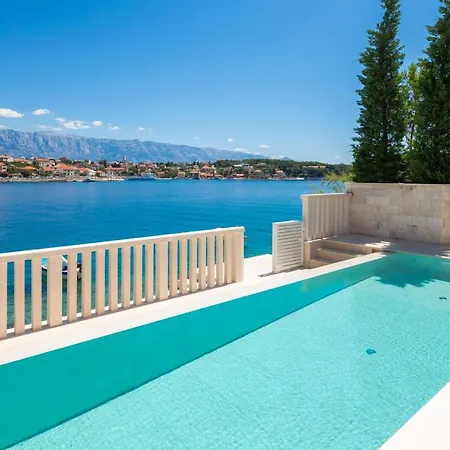 Seafront Selca 4 Bedrooms Brac Pristine Private Infinity Pool And Stunning Sea Views Brac Villa *