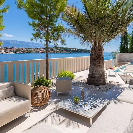 Seafront Selca 4 Bedrooms Brac Pristine Private Infinity Pool And Stunning Sea Views Brac * Selca