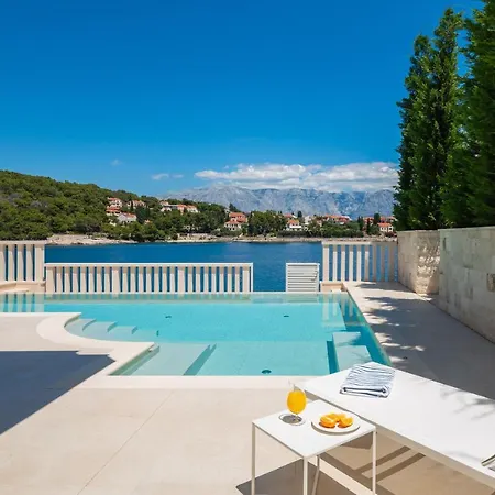 Seafront Selca 4 Bedrooms Brac Pristine Private Infinity Pool And Stunning Sea Views Brac Villa Selca