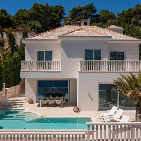 Villa Seafront Selca 4 Bedrooms Brac Pristine Private Infinity Pool And Stunning Sea Views Brac Selca