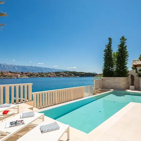 Seafront Selca 4 Bedrooms Brac Pristine Private Infinity Pool And Stunning Sea Views Brac Selca