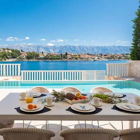 Seafront Selca 4 Bedrooms Brac Pristine Private Infinity Pool And Stunning Sea Views Brac Villa Selca